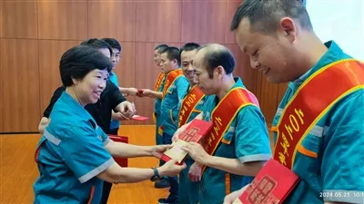 Ежегодная конференция по награждению образцовых работников компании Aijie Group 2023-2024 успешно...